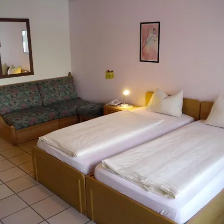 Pappelhof Hotel 2*